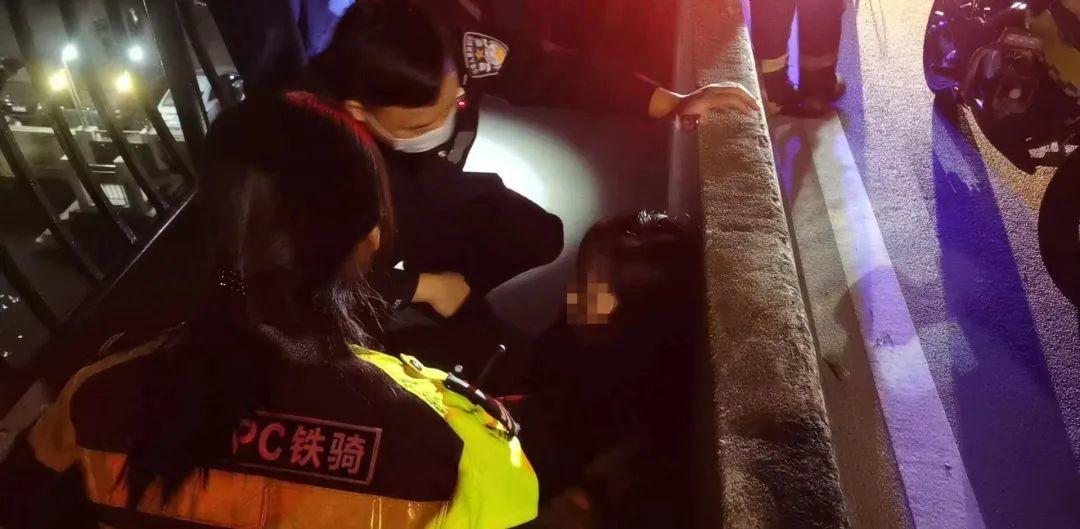 紧急！寒夜里，东莞俩女子欲轻生！还有一个是准妈妈！