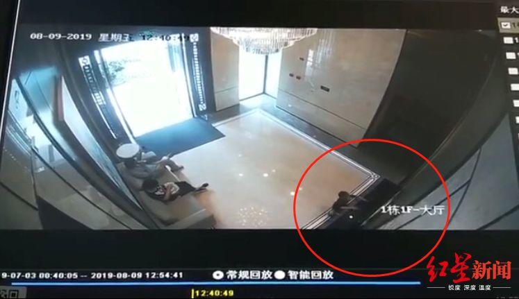 麦当劳里一个动作，东莞4岁女童惨遭截趾，还有孩子因它身亡！家长注意