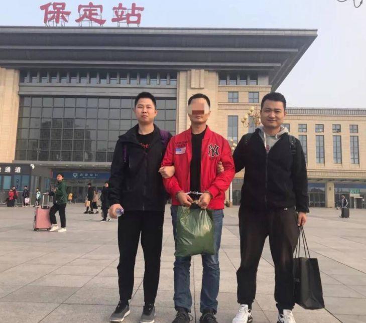 2岁男子开顺风车，谈了四名女友！两年骗2000万从奥迪A6换到兰博基尼"
