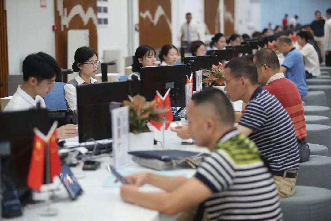 今天！东莞市民服务中心试运行！这些业务一站搞定！