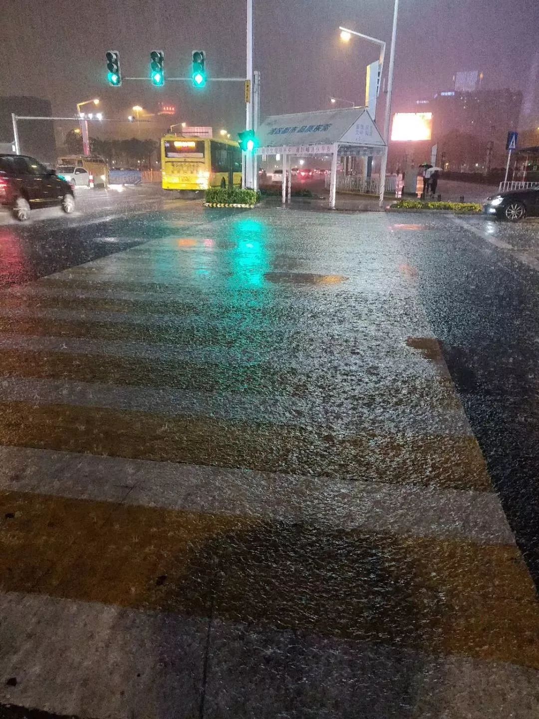 刚刚预警！一夜之间东莞多地被淹！还有更恐怖的......