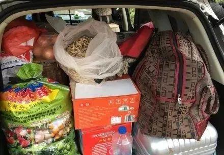 返程行李箱霸屏，可尴尬一幕出现了……一大波媳妇集体吐槽