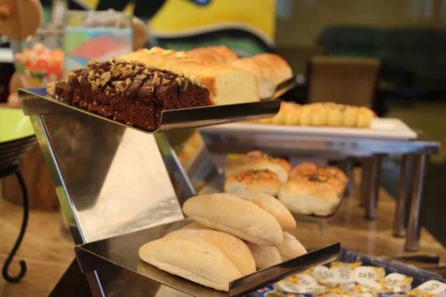 饕餮盛宴！东莞五星级酒店豪华自助餐超低价，把商家吃亏本了！