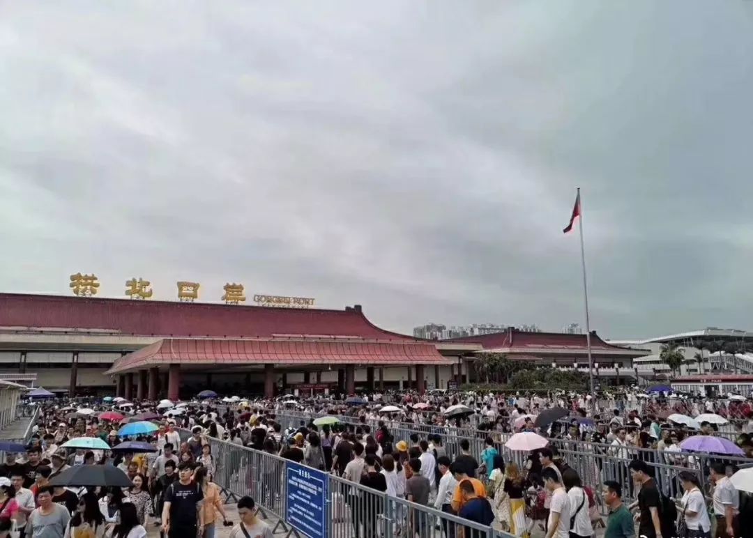 号台风黄蜂要来？假期要泡汤？东莞人“五一”怎么办？"