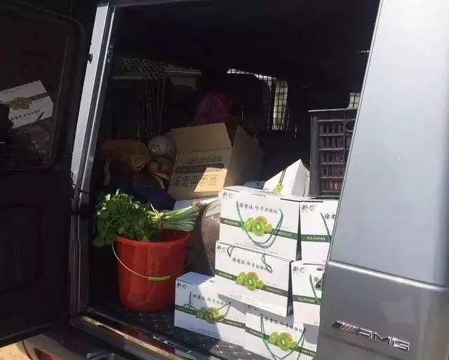 返程行李箱霸屏，可尴尬一幕出现了……一大波媳妇集体吐槽