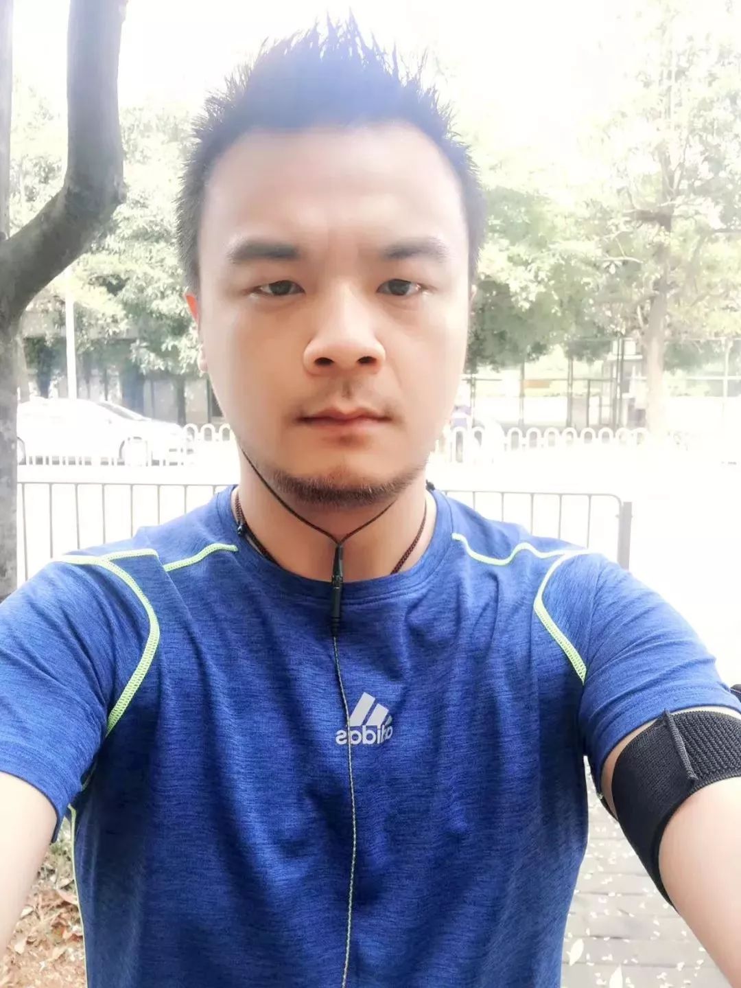 0后学生猝死在床，背后真相让无数人惋惜：这世上除了生死，都是小事！"