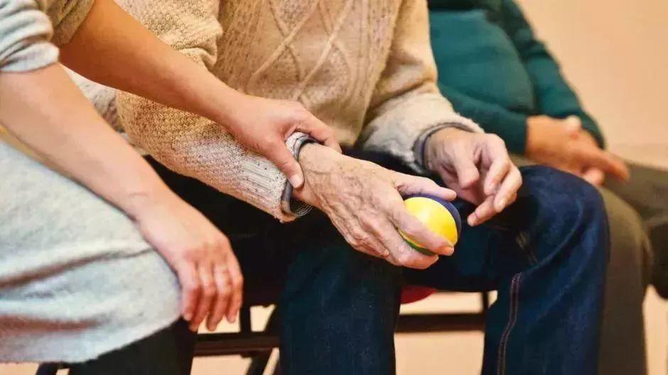 暗访触目惊心！进价80元，售价3980元！原来很多人都被坑过…..