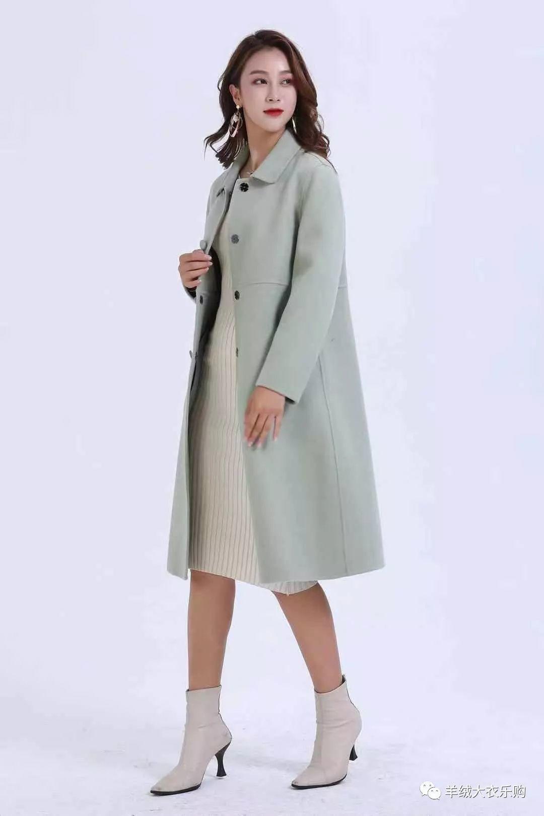 紧急通知！大型服装厂千万库存，借地亏本清仓，11月27日开抢！羊绒大衣低至39元起，金貂绒99元起，颗粒绒299元起，一件不留