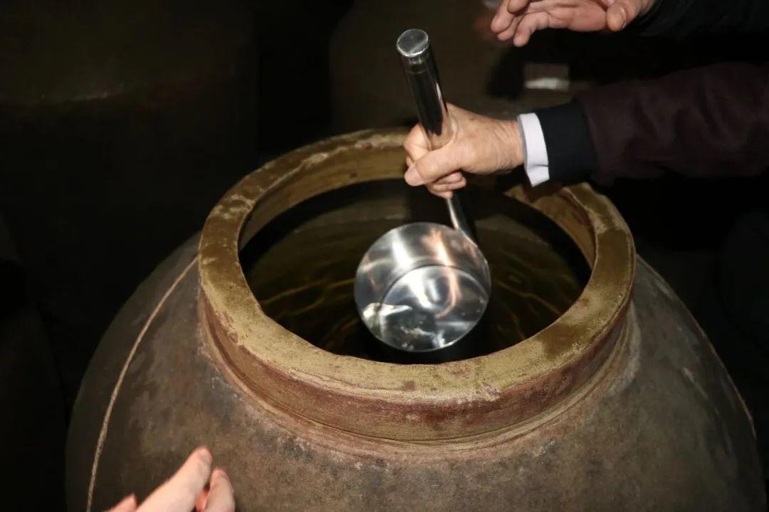 走进郭大师酒的酿造经历，解密“一二九八七” 工艺！