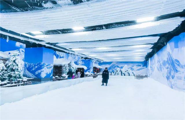 超值！49.9元抢东莞·哈尔滨冰雪大世界双人票，零下8度飘雪体验，N多冰雕拍拍拍~东莞zui好玩冰雪乐园
