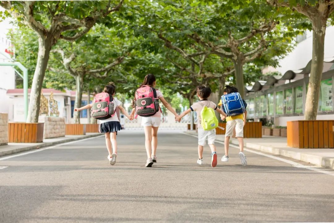 刚刚宣布！多地明确开学时间！东莞开学时间是……