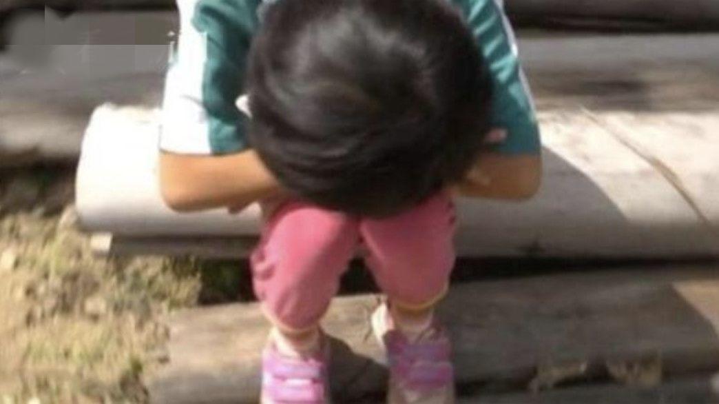 女学生怀孕，先后指控同学、班主任、亲属！警方调查100多人后发现……