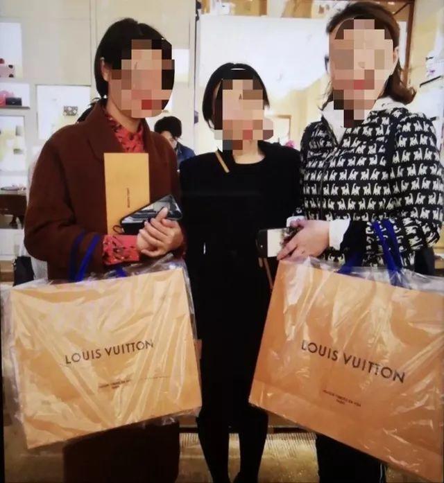 现场视频曝光！广东20多名“富婆”被抓，她们都来自这些组织！