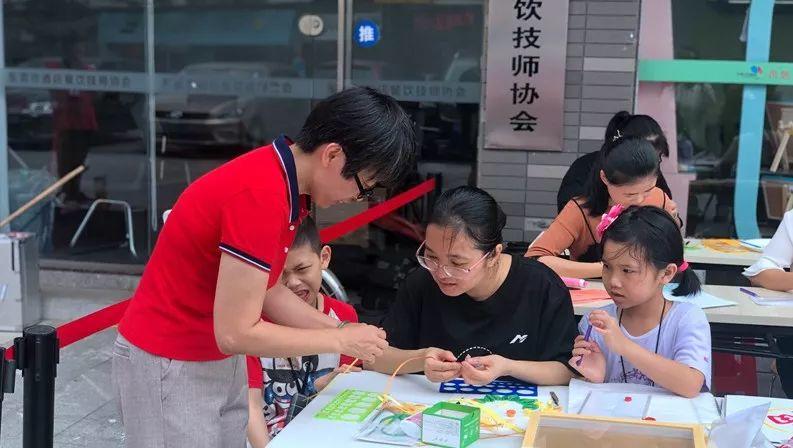 东莞妈妈朋友圈借钱后竟被“拉黑”？连央视都关注了！