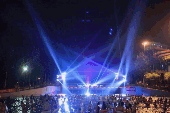 限时！39.9元抢虎英水上乐园夜场票，星空艺术水城、水上轰趴、荧光漂流河、超级大喇叭···