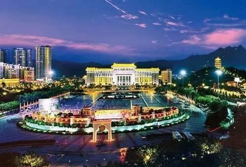 东莞这个土豪社区，一家4口月收入16000元，属于困难户家庭……