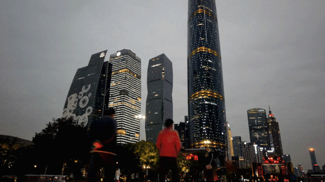 "我，东莞90后，月薪5k，副业2万"