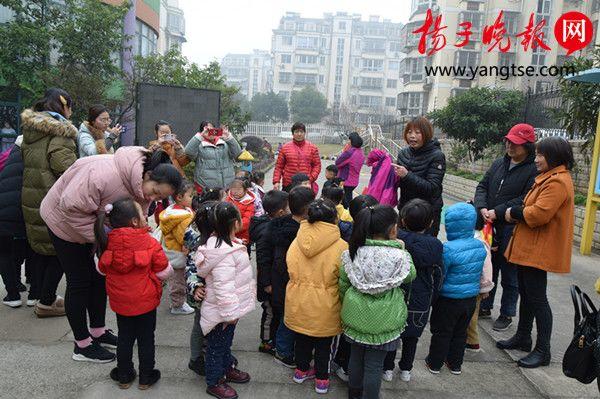 细思极恐！“梅姨”团伙拐卖儿童手段遭法院曝光：有的明抢，有的装可怜拐走