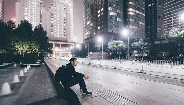 “在东莞月薪5000，今年我不敢回家过年...”成年人回家过年究竟有多难？
