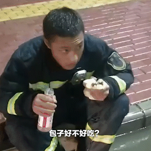 最强台风！32人遇难！已造成157亿损失，他救出6人，却与母亲永别
