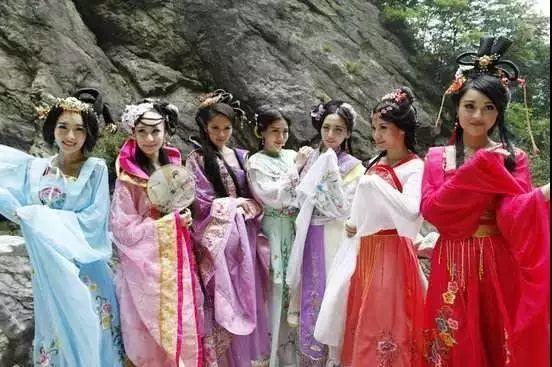 东莞必去景点~4A景区粤晖园~福利送送送！只要：14元，探寻东莞绝美‘紫禁城’探访明清古风岭南园林!