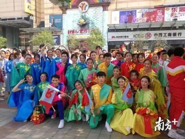 骄傲！东莞这4位女孩，惊艳亮相国庆阅兵和联欢晚会!