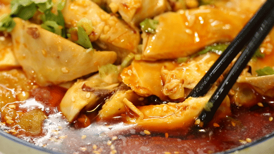 【两店通用】经典粤式味，98元抢购【稻香酒家】精选3-4人餐，川味口水鸡•云霄黄金焗虾•柠檬蛋散多种菜品