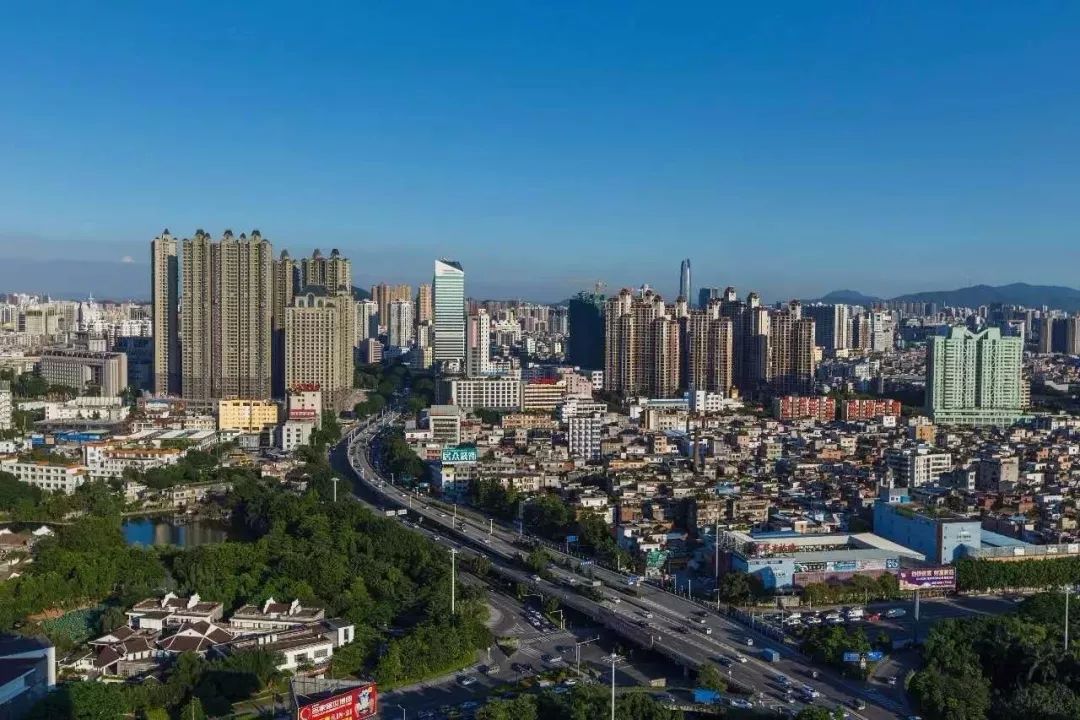 发达了！东莞这条村要拆迁改造了！就在华为基地旁！还有这条村终于如愿...