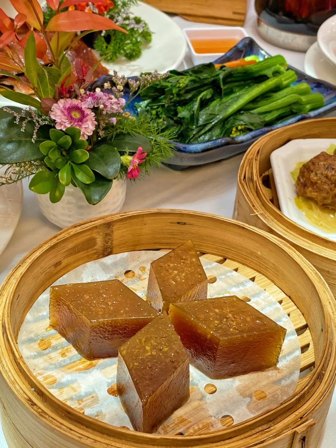 经典粤式味，道道入人心，118元抢购【稻香酒家】嗨到爆4人餐，脆皮烧米鸭•翠花煮酸菜鱼等