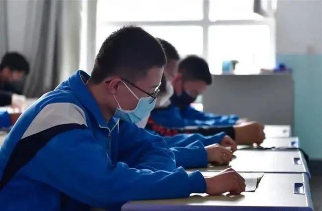 最新！多地明确中小学3月开学！高考是否延期？教育部回应更多问题