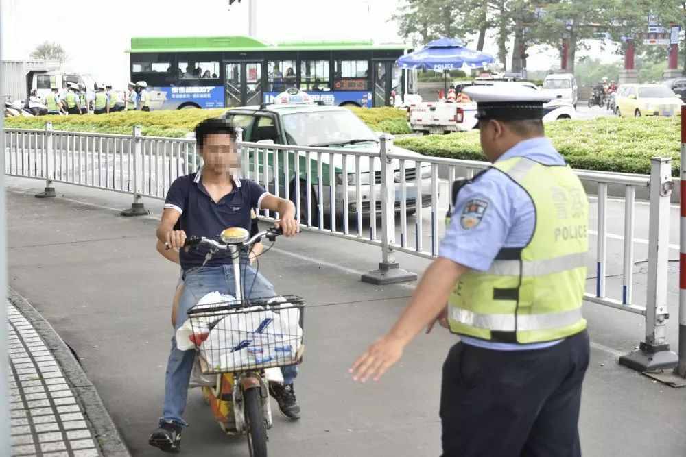 广东人朋友圈集赞！能免交通违法处罚！真的吗？