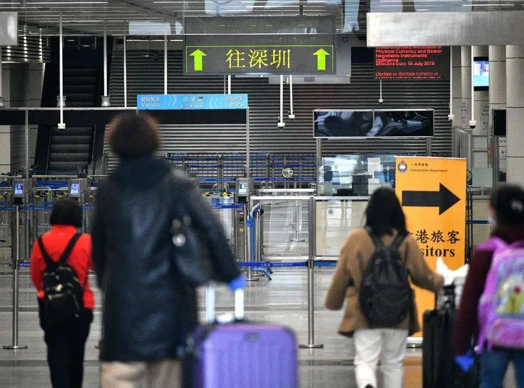 不戴口罩不让进超市商城！全国出现高风险地区！上万港民涌入内地!