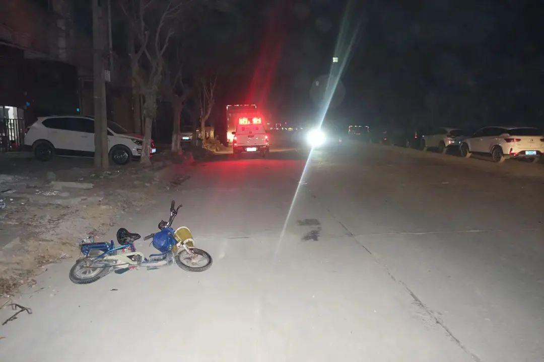 悲剧！东莞男子醉驾高速撞向骑手！骑手身亡！司机还敢逃逸！