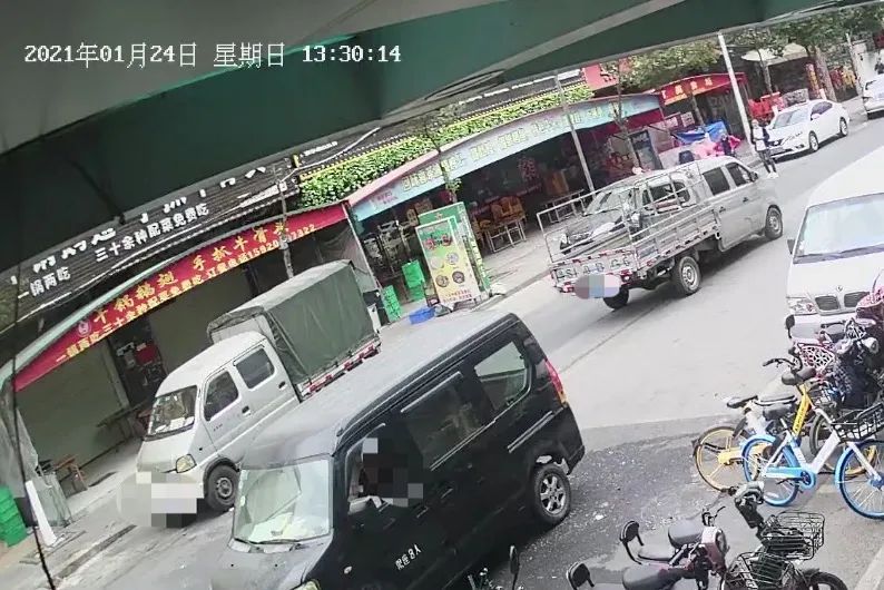险！东莞一6岁男童被撞飞......这个问题，家长们请别大意