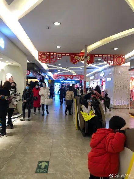 爆满预警！东莞这些地方都是人人人！刷爆了！