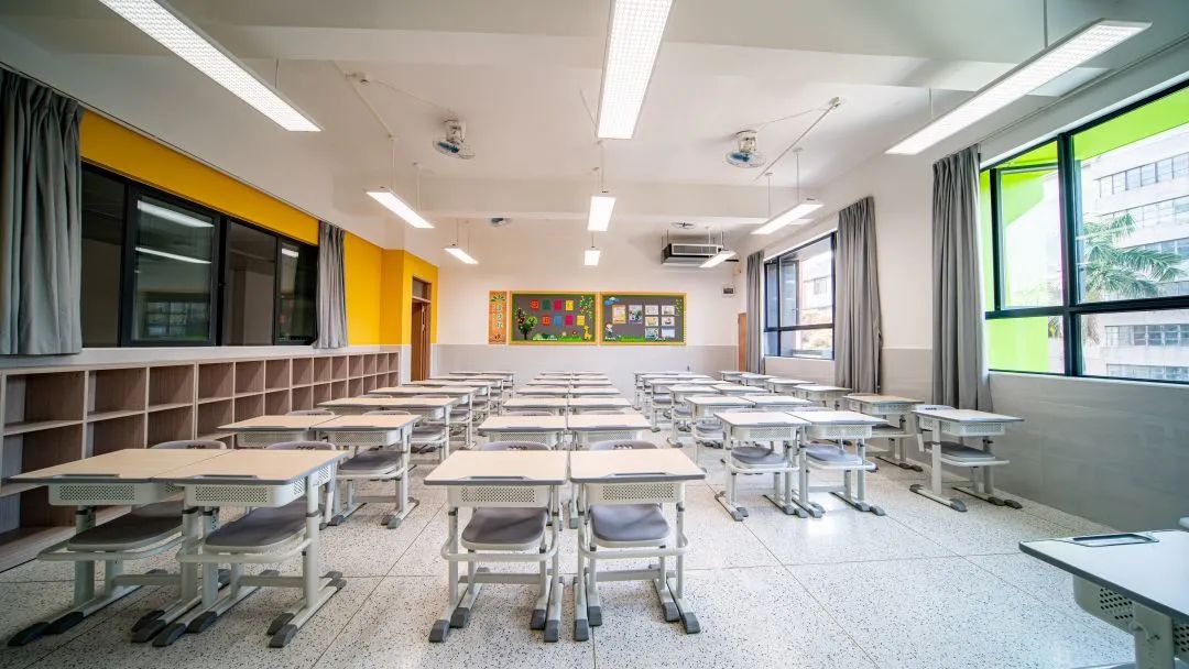 争崩头都想进的莞城中心小学，新校区正式启用！美炸天了！