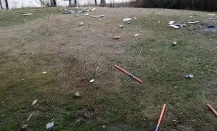 丢脸！很多东莞人过年在做这！令人羞耻！