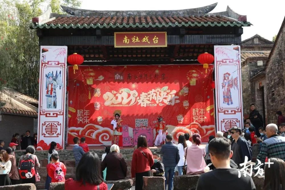 爆满预警！东莞这些地方都是人人人！刷爆了！