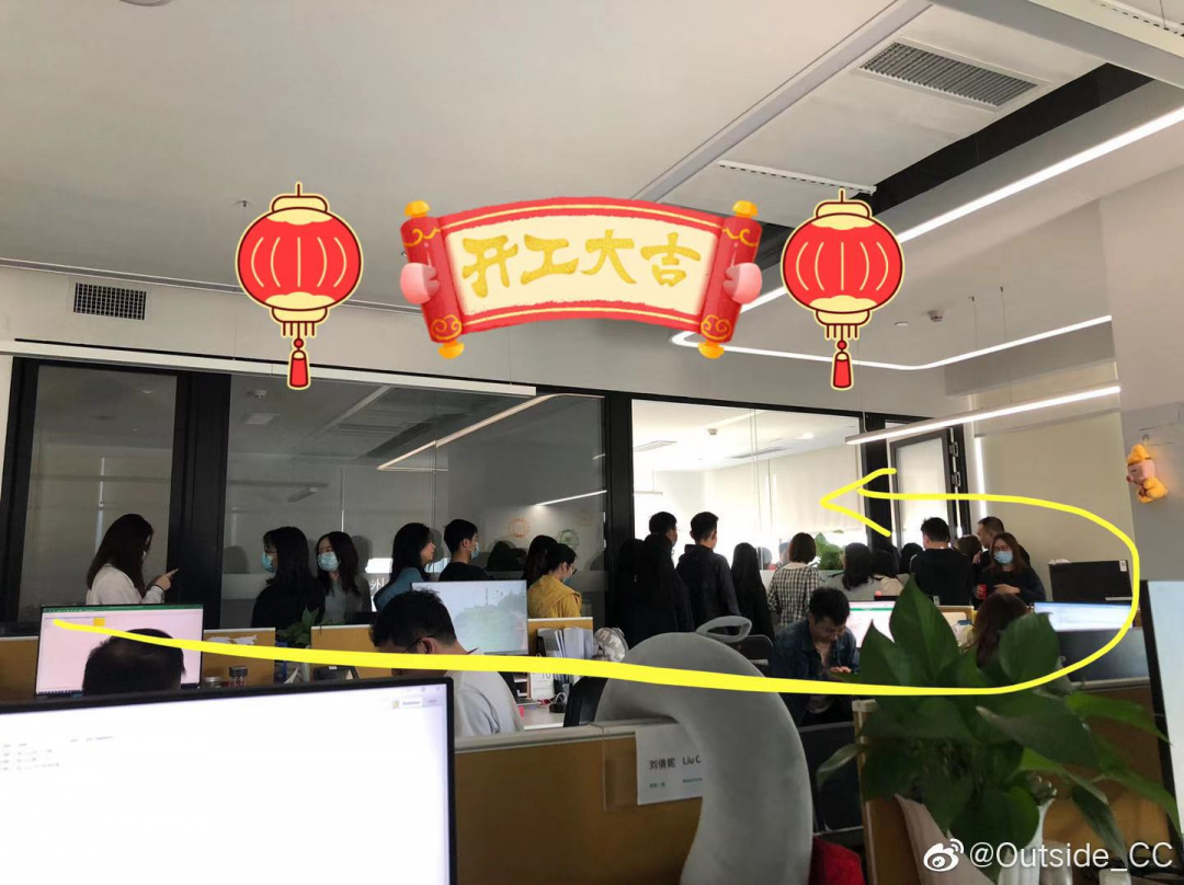 上班第一天！东莞一工厂就火了！大批员工不满......
