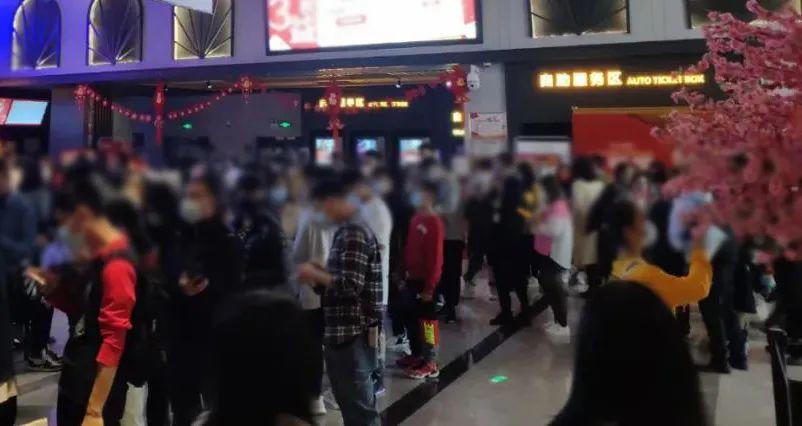 爆满预警！东莞这些地方都是人人人！刷爆了！