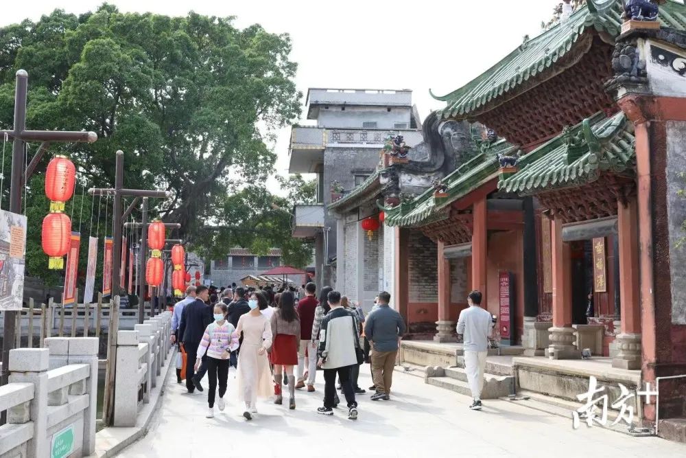 爆满预警！东莞这些地方都是人人人！刷爆了！