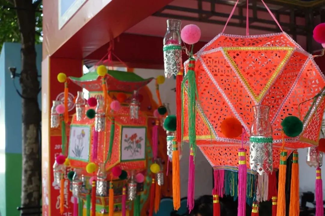 00元“果篮”爆红海外！东莞人：只用来吐痰、屙嘘嘘……"