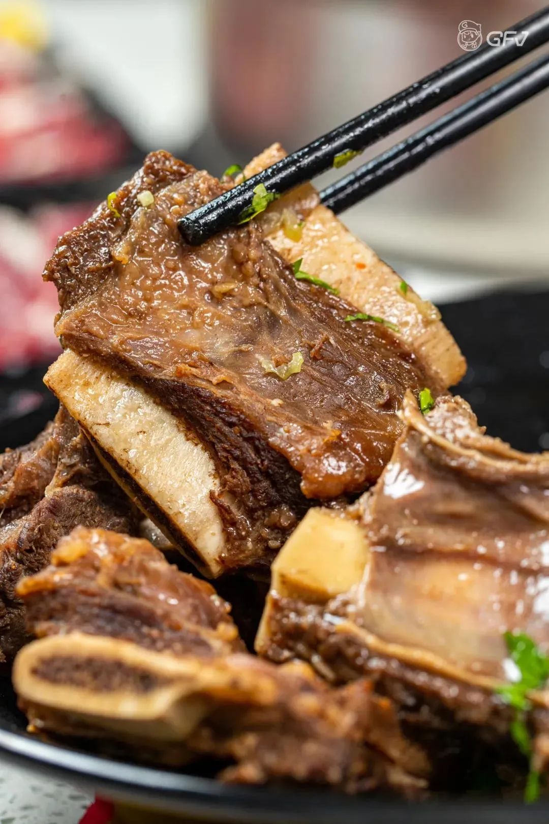一年一次，人均30+！东莞牛肉火锅界的排队王，连明星都专程跑来吃！