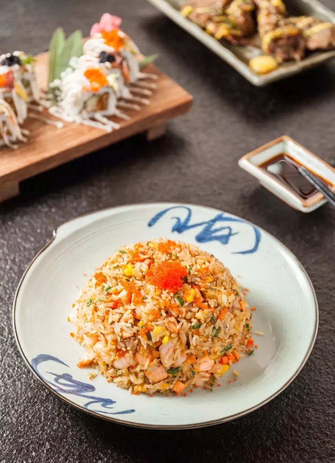 曝光!这家藏在星级酒店里的「高端日料自助餐厅」3折开吃!芝士焗龙虾、白玉豚、法式鹅肝、200款日料任点任食!