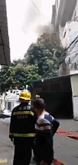 ​东莞一自建房​液化气泄露，二次爆炸险酿惨剧！
