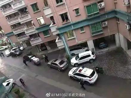 愤怒！抓住了！