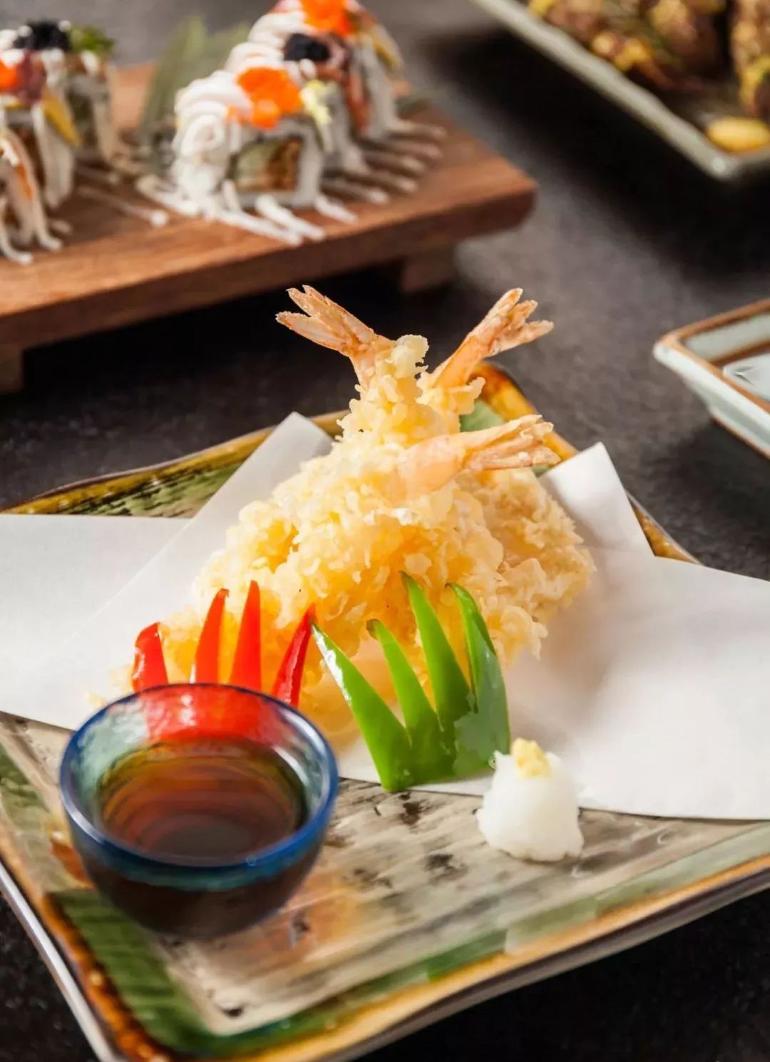 曝光!这家藏在星级酒店里的「高端日料自助餐厅」3折开吃!芝士焗龙虾、白玉豚、法式鹅肝、200款日料任点任食!