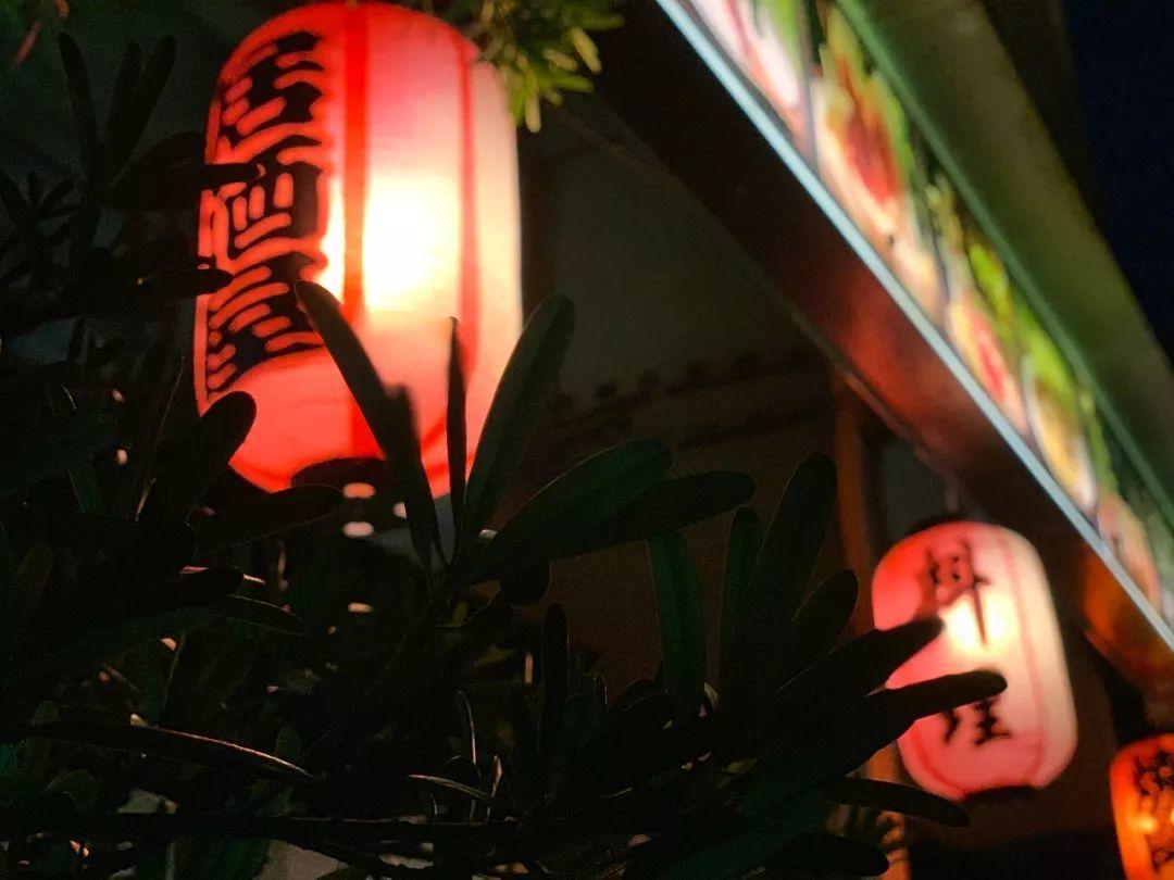 曝光！这家藏在星级酒店里的「高端日料自助餐厅」3折开吃！芝士焗龙虾、白玉豚、法式鹅肝、200款日料任点任食！