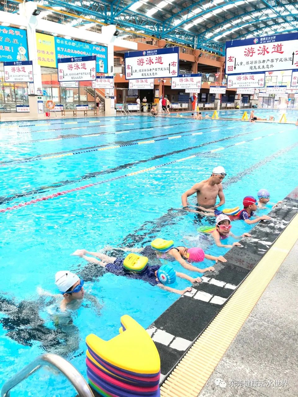 热热热！东莞堪称“夏威夷”的网红游泳池将开放啦！低至19.9元！