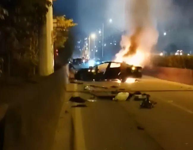 特斯拉又出大事啦！警方通报1人死亡